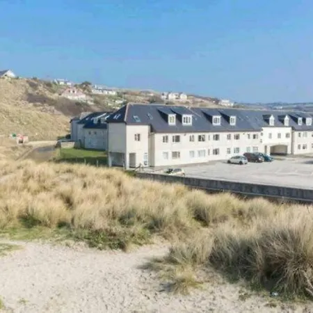 Direct Access! Floor Apartment Perranporth